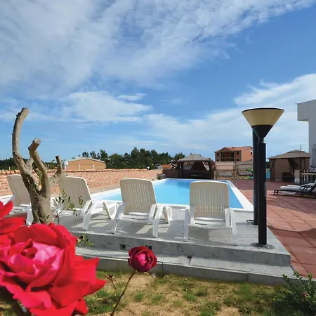 Апартаменты Lovely In With Swimming Pool