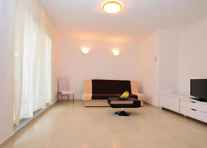 Lovely In With Swimming Pool Нин