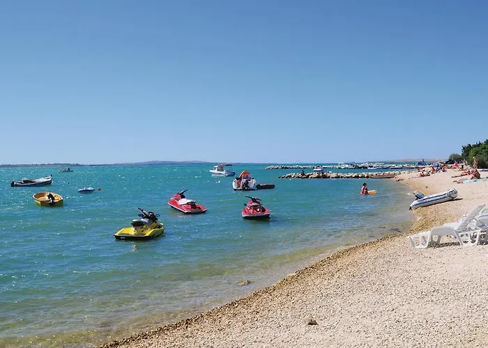 Lovely In With Swimming Pool *