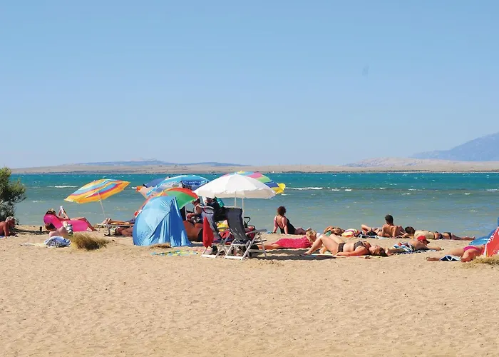 Lovely In With Swimming Pool Daire